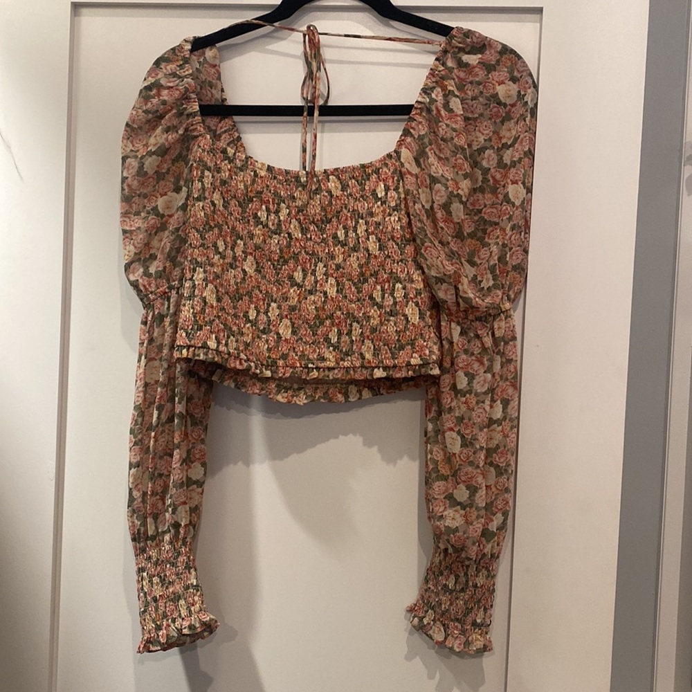 Roses blouse - Picture 5 of 5